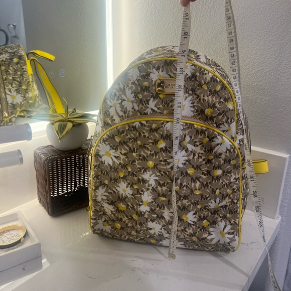 Michael Kors Floral Yellow Backpack with MK logo - Picture 9 of 17